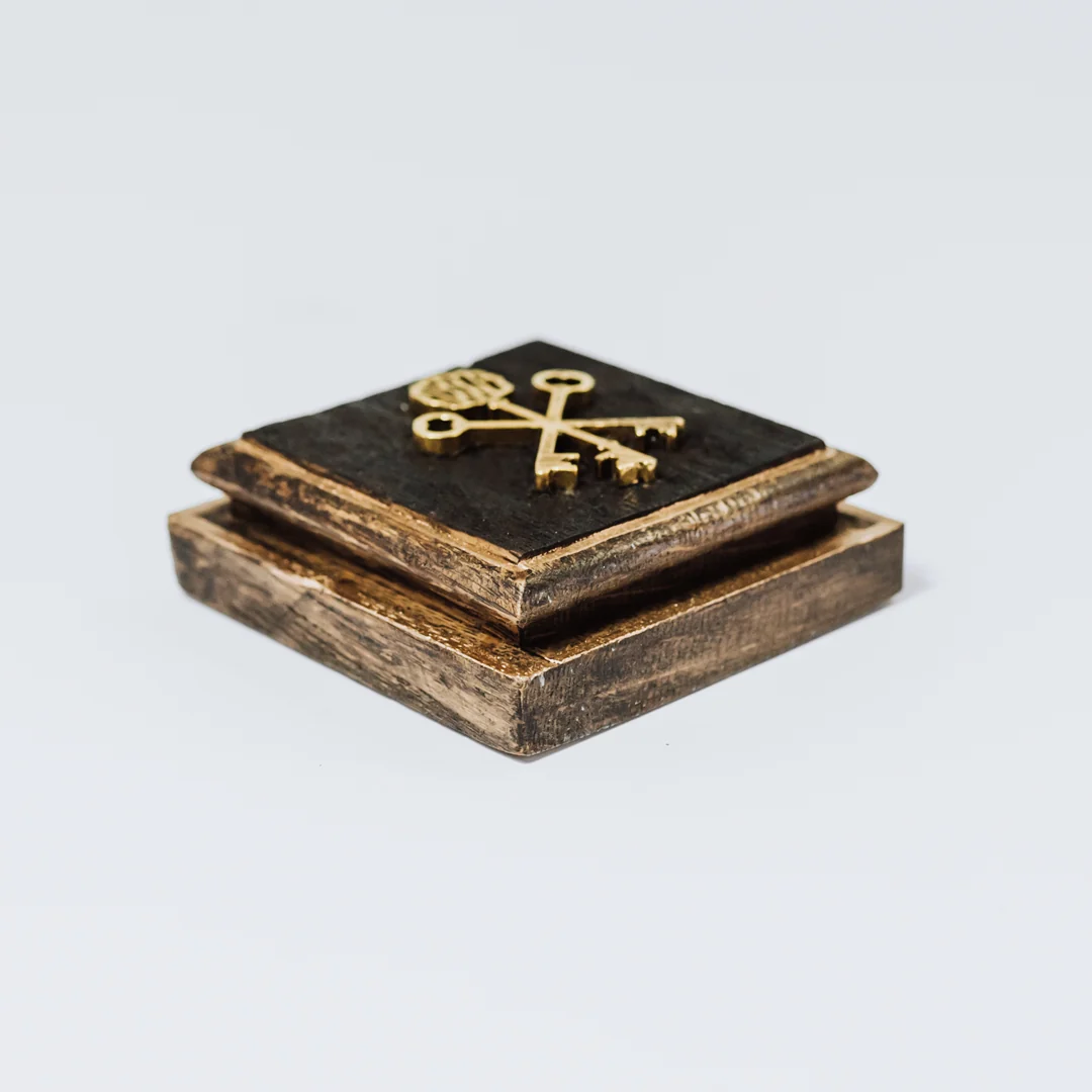 Reclaimed Pappy Barrel Museum Bee by Trace Mayer - Brass Keys - Image 4